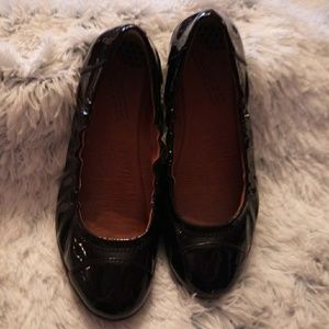 Fitflop Black Patent Leather Ballerina Flats